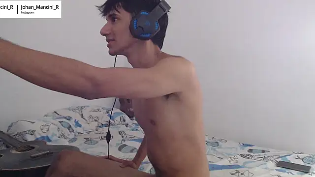 Snapshot of Johan_Mancini_R chatting on January 11, 9:15 pm Johan Mancini R online show from January 11, 9:15 pm