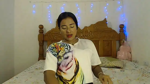 Coral0403 online show from January 31, 10:52 pm