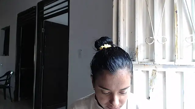 Coral0403 online show from March 5, 7:49 pm