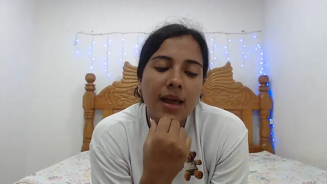 Coral0403 online show from March 15, 12:47 am