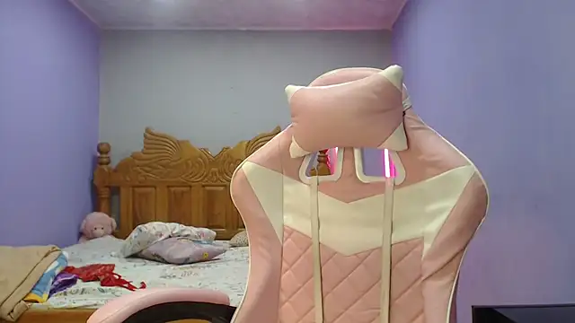 Coral0403 online show from October 8, 9:12 pm