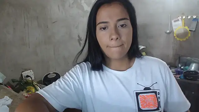 Coral0403 online show from October 11, 3:43 pm