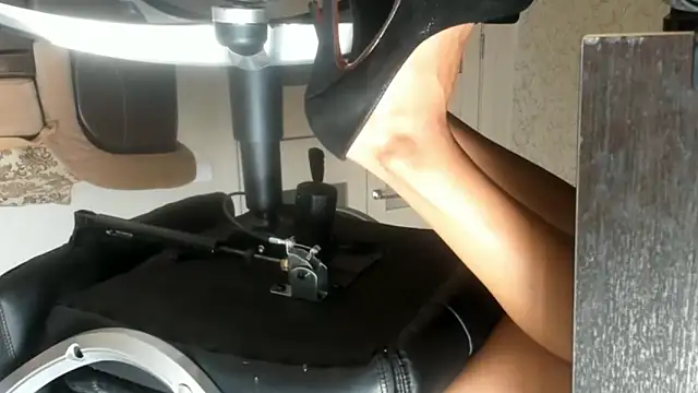 Snapshot of karishee chatting on November 6, 7:31 am karishee online show from November 6, 7:31 am