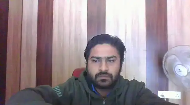 Snapshot of indihotguy chatting on January 23, 7:11 am indihotguy online show from January 23, 7:11 am