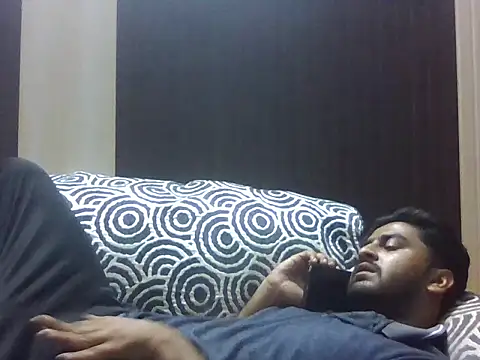 Snapshot of indihotguy chatting on September 29, 12:21 pm indihotguy online show from September 29, 12:21 pm