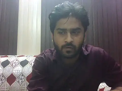 indihotguy online show from November 2, 12:51 pm