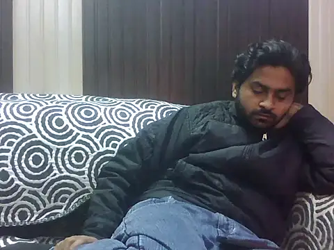 indihotguy online show from January 17, 2:16 am