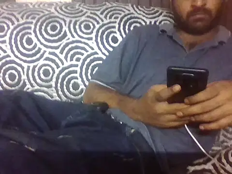 Snapshot of indihotguy chatting on July 1, 9:44 am indihotguy online show from July 1, 9:44 am