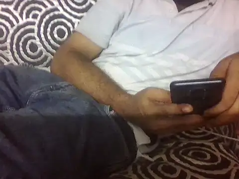 Snapshot of indihotguy chatting on July 24, 1:09 pm indihotguy online show from July 24, 1:09 pm