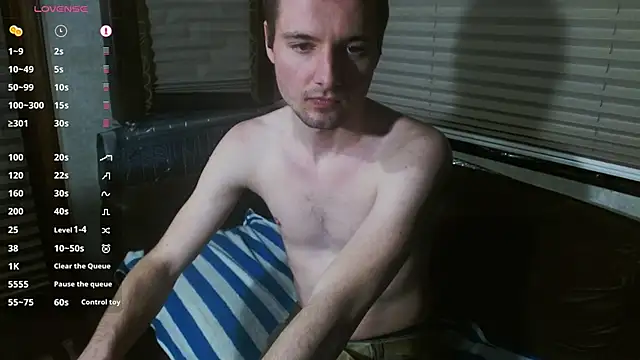 Snapshot of feelingverynaughty chatting on February 11, 1:43 am feelingverynaughty online show from February 11, 1:43 am