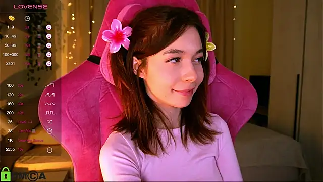 LittleOriana online show from March 6, 1:48 am