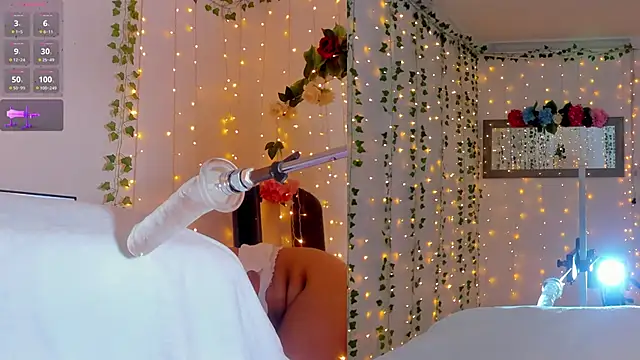 Maria Jones  online show from January 21, 1:39 am