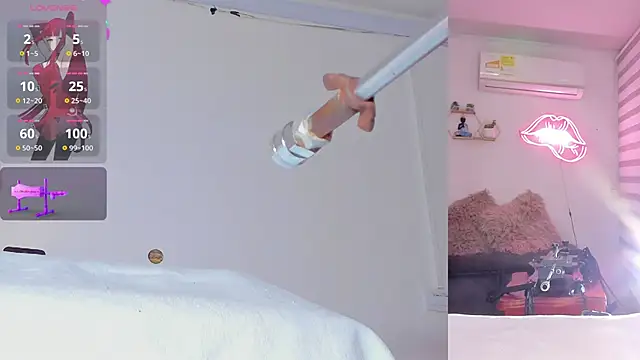 Maria Jones  online show from April 23, 1:40 am