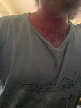 Snapshot of poesnuus999 chatting on December 25, 8:40 am poesnuus999 online show from December 25, 8:40 am