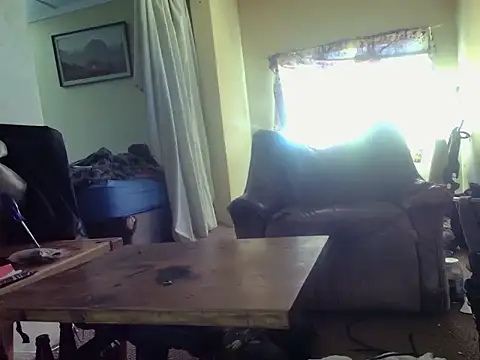 Snapshot of poesnuus999 chatting on October 16, 9:10 am poesnuus999 online show from October 16, 9:10 am