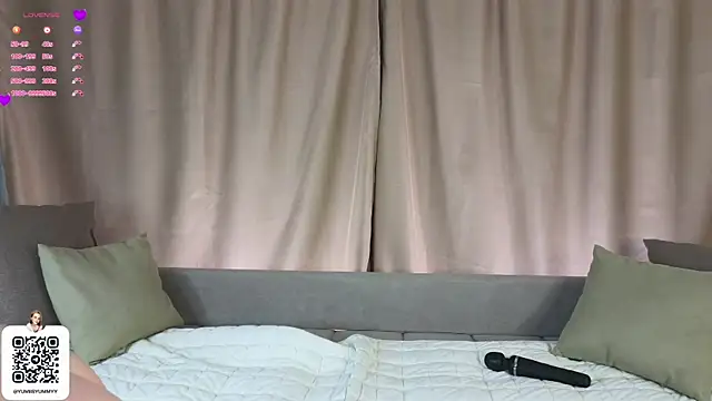 OhYumiYes online show from March 22, 8:37 pm