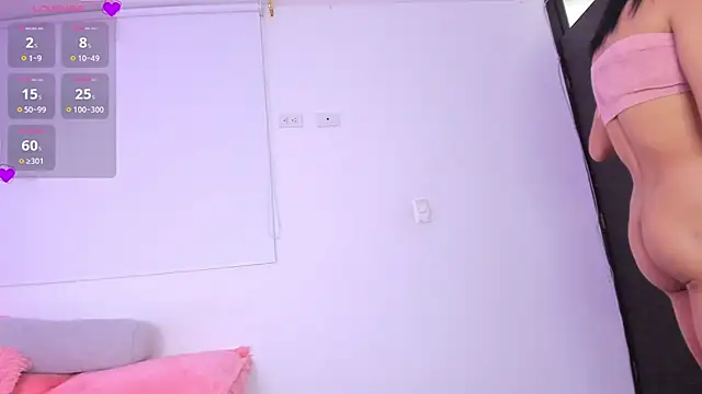 Snapshot of NicoleJaymes_ chatting on December 30, 11:28 pm NicoleJaymes  online show from December 30, 11:28 pm