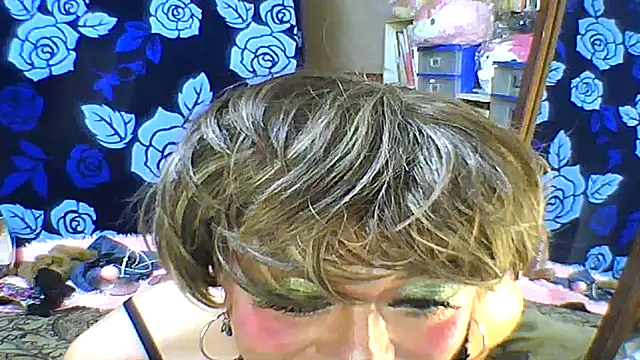 Snapshot of anakanakami chatting on May 4, 4:08 am anakanakami online show from May 4, 4:08 am