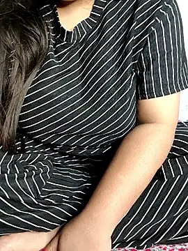 tanvihot2 online show from March 20, 3:39 pm