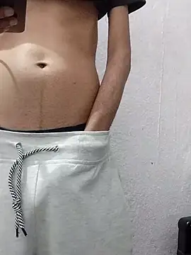 fakelove95 online show from March 5, 9:37 pm