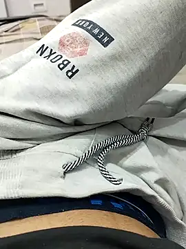 fakelove95 online show from March 7, 2:01 pm