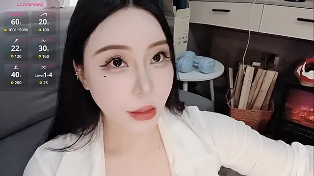 Caicai-a online show from December 4, 8:34 am