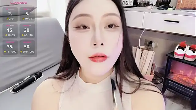 Caicai-a online show from February 20, 9:21 am