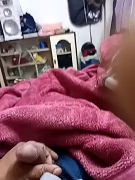 Snapshot of mksharma-mastlund chatting on February 7, 10:09 pm mksharma-mastlund online show from February 7, 10:09 pm