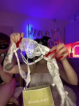 SOFYandMIKE online show from February 5, 6:34 pm