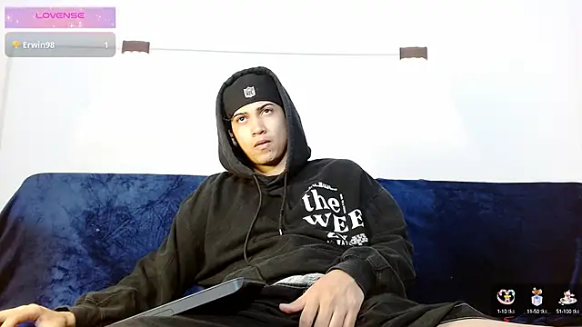 Br4ndxpimm online show from October 15, 1:33 pm