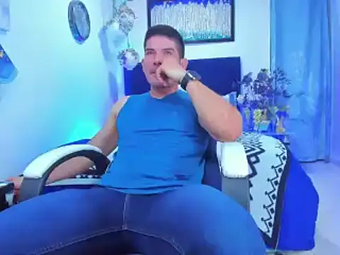 Andrewstelle coleman online show from March 12, 12:15 pm