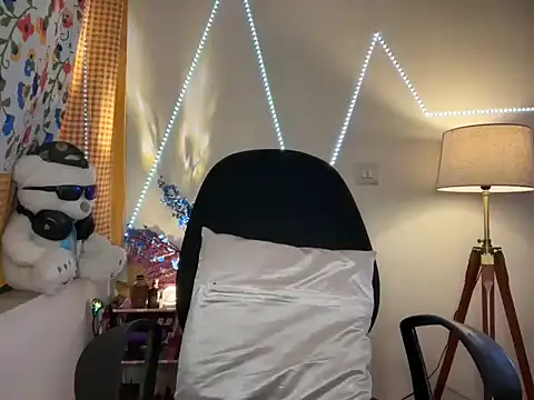 roseofvenom online show from March 13, 9:26 pm