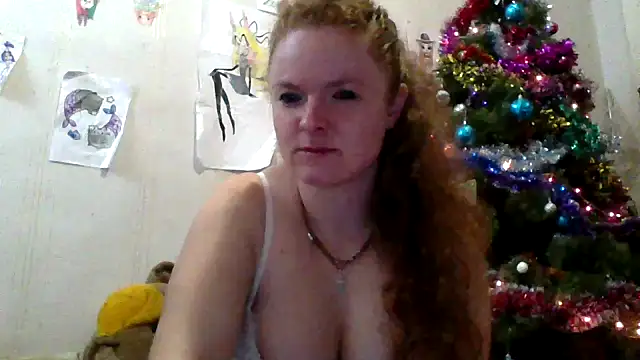 Snapshot of Rae_Jeannie chatting on December 14, 8:09 am Rae Jeannie online show from December 14, 8:09 am