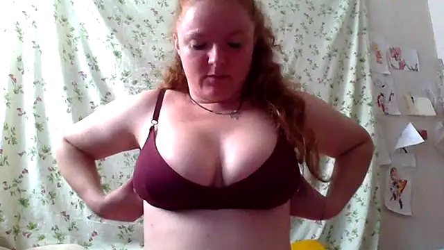 Snapshot of Rae_Jeannie chatting on June 16, 6:49 am Rae Jeannie online show from June 16, 6:49 am