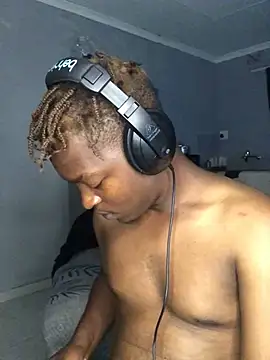 Redfucks333 online show from January 15, 9:29 pm