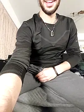 Levi Latino online show from November 29, 5:27 pm