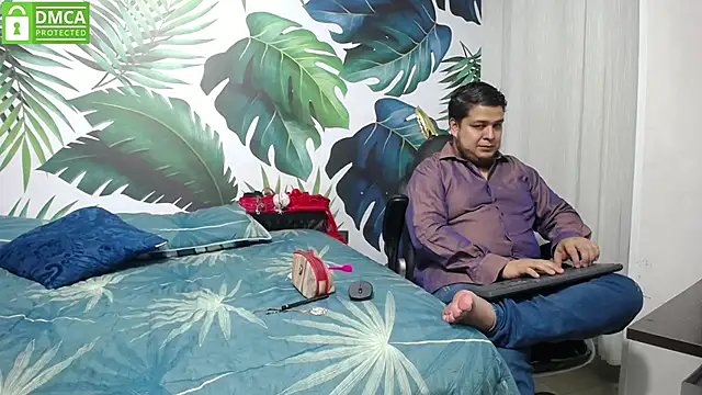 Snapshot of narendra_dayaramm chatting on March 18, 6:37 pm narendra dayaramm online show from March 18, 6:37 pm