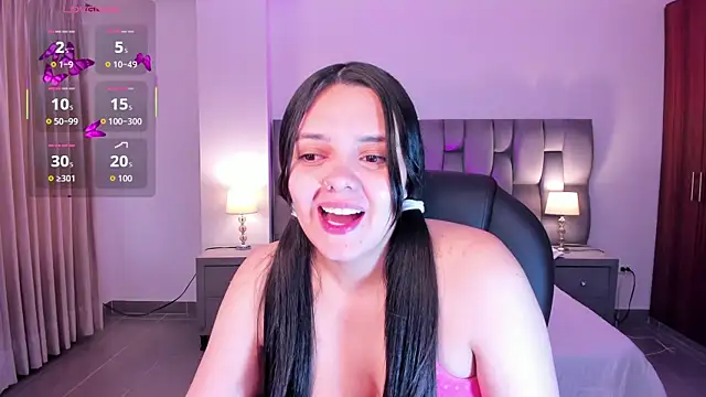 amelia cherry online show from October 18, 11:33 am