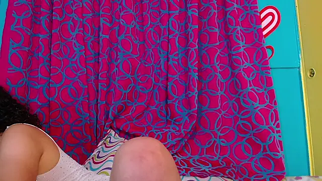 valerie mase online show from March 14, 8:28 pm