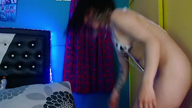 valerie mase online show from March 5, 9:22 pm