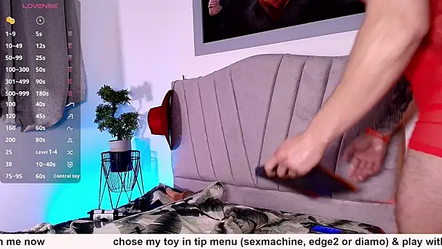 Nathan rivers online show from October 12, 11:42 am