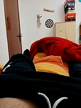 Snapshot of mauri200 chatting on December 29, 6:27 pm mauri200 online show from December 29, 6:27 pm