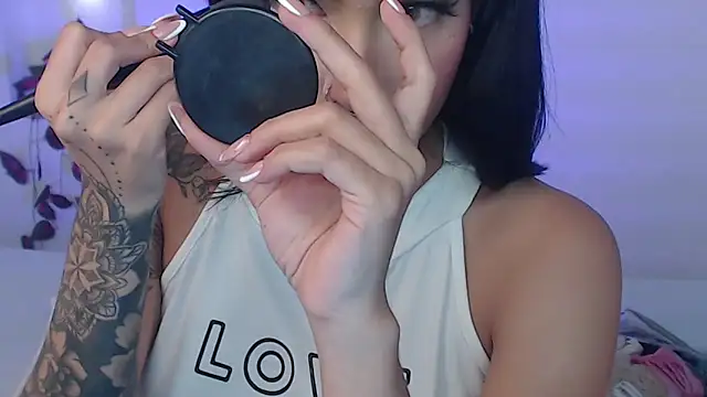 Snapshot of VenusEvans1 chatting on February 17, 9:41 pm VenusEvans1 online show from February 17, 9:41 pm