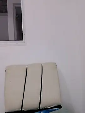 Snapshot of Brendabluee chatting on January 12, 4:08 pm Brendabluee online show from January 12, 4:08 pm