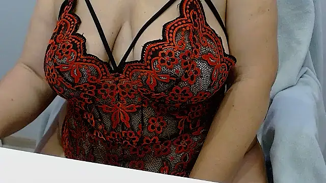 Betty2u online show from November 7, 8:36 am