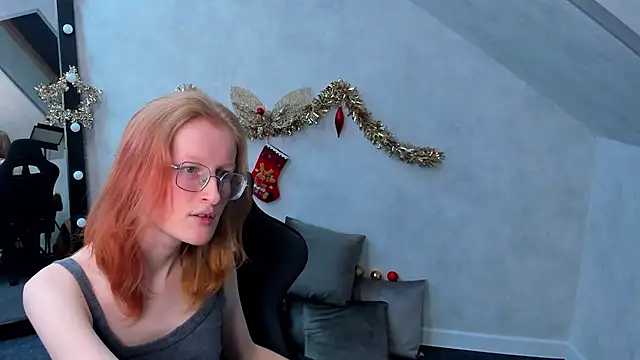 ElizabethHarpper online show from January 14, 11:42 am