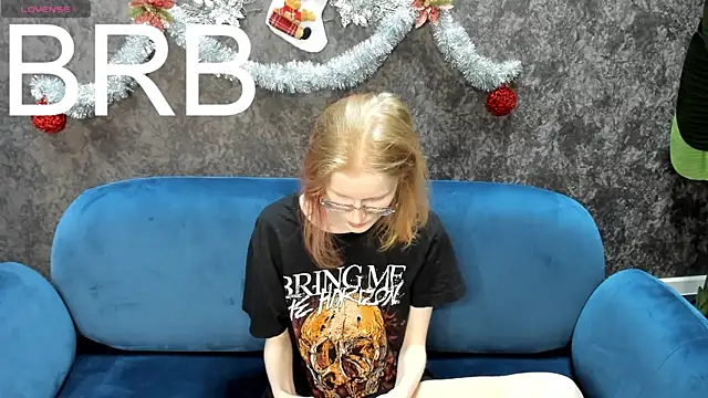 ElizabethHarpper online show from January 22, 4:44 am