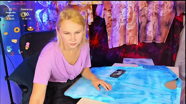 Snapshot of Anna_Corsets chatting on September 27, 12:10 pm Anna Corsets online show from September 27, 12:10 pm