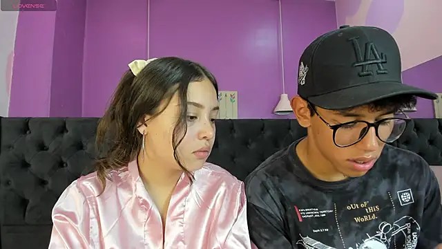 Snapshot of RyanPricee chatting on February 17, 11:42 pm RyanPricee online show from February 17, 11:42 pm