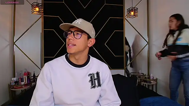 Snapshot of RyanPricee chatting on October 23, 4:12 am RyanPricee online show from October 23, 4:12 am